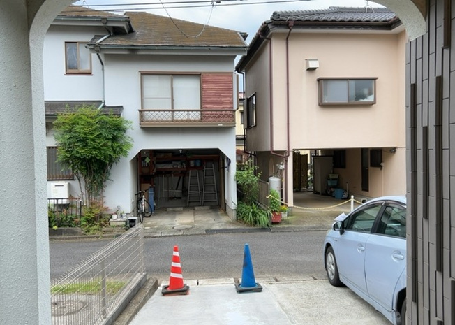 【展望】 | 眺望を気にして物件を探す場合、前面に建物が建っていないか現地で確認しましょう！前面に建物があると景色はもちろん、日当たりや風通しにも影響が出てきます。住んだ時のことを想像しながら現地見学をしましょう。