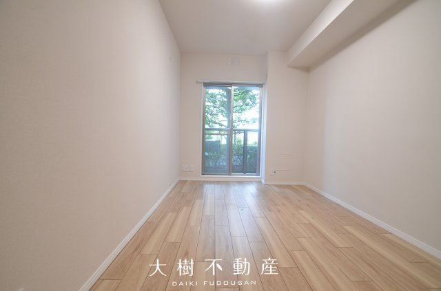 【洋室】 | ルアンジュ海老名　１階　3LDK　リフォーム済み　【仲介手数料無料】 | 洋室1（6.7帖）