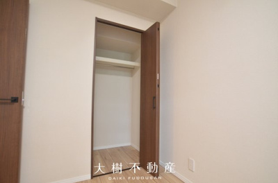 【洋室】 | ルアンジュ海老名　１階　3LDK　リフォーム済み　【仲介手数料無料】 | 洋室1（6.7帖）クローゼット