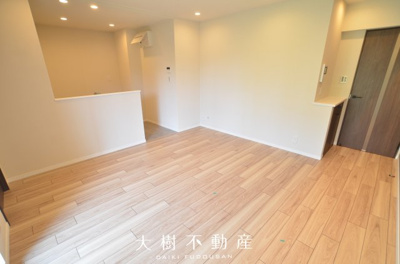 【居間・リビング】 | ルアンジュ海老名　１階　3LDK　リフォーム済み　【仲介手数料無料】