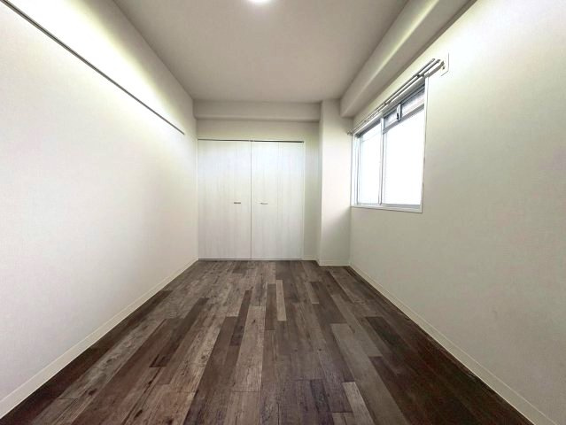 サンロード汐ノ宮の洋室