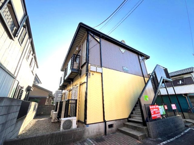 千葉市中央区蘇我５丁目のアパートの外観