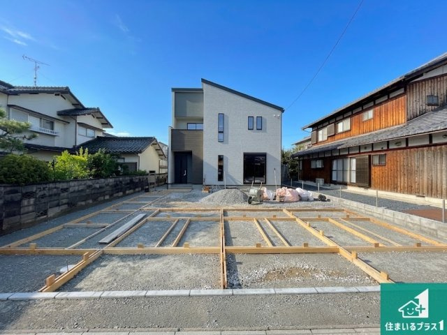 ★12(土)13(日)現地見学可能！★東近江市聖徳町　限定1邸の外観|安心の10年保証！外観を美しく保ち、雨水で汚れを落とします！気になることがありましたら、お気軽にお問い合わせください！