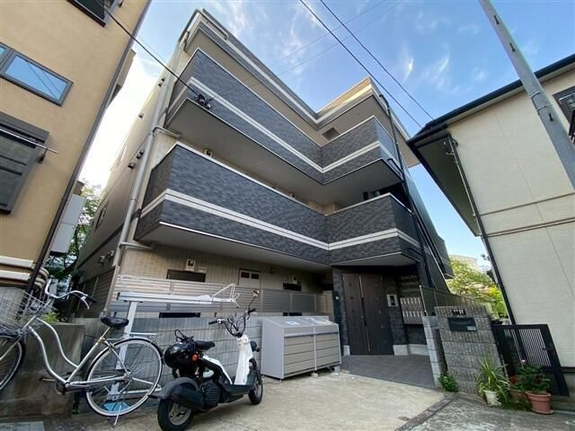 ＳＡＫＵＲＡ　ＴＥＲＲＡＣＥ　ＫＡＳＨＩＷＡ