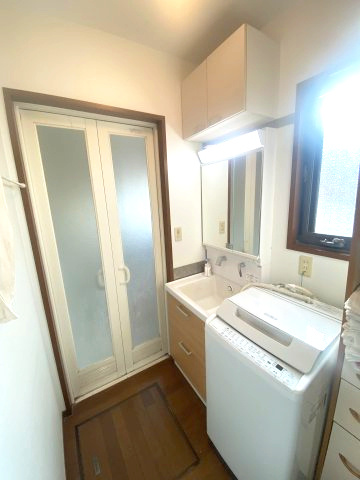 古淵４丁目　中古戸建の独立洗面台