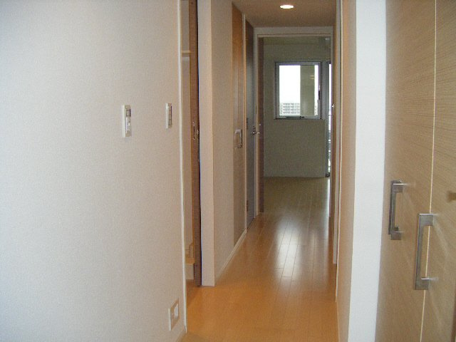 パークアクシス西船橋本郷町の玄関|お部屋に入るのが楽しみです♪