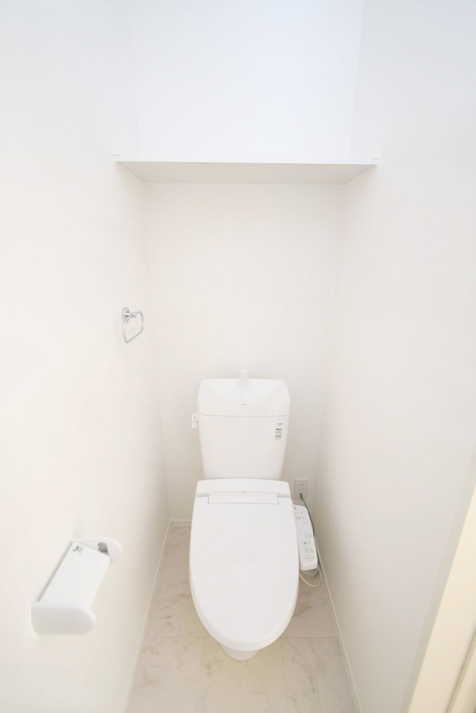 高知市中万々 ① 新築戸建てのトイレ|＊こちらはトイレの類似イメージ画像です。