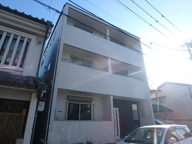 アンドローズの外観