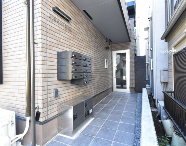 グランクオール大山のエントランス
