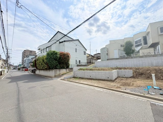 川越市仙波町3丁目　建築条件なし売地　東武東上線『川越駅』徒歩19分　【第一小学区】の前面道路含む現地写真