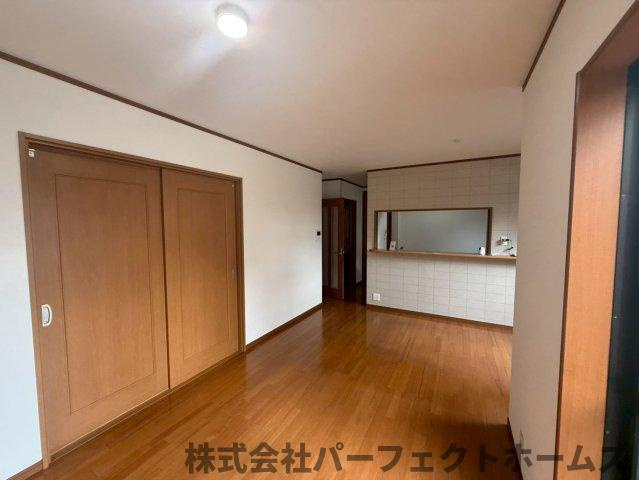 【居間・リビング】の画像