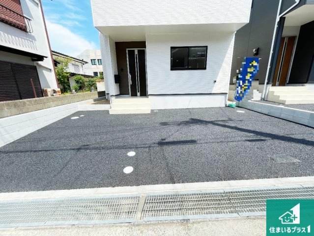 29日(土)30日(日)現地ご見学可能！　枚方市長尾台　ラスト1邸の駐車場|駐車スペース！散水栓があるので、こまめに愛車を洗えます！