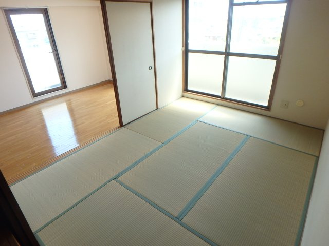 【和室】 | ＬＡＰＩＳ　ラピス | 6帖和室です