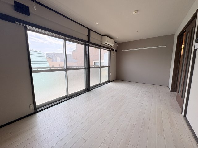 昭島市中神町の賃貸マンション