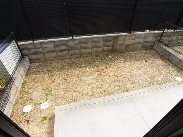 ヒルズ大谷の庭|広く明るい庭付き