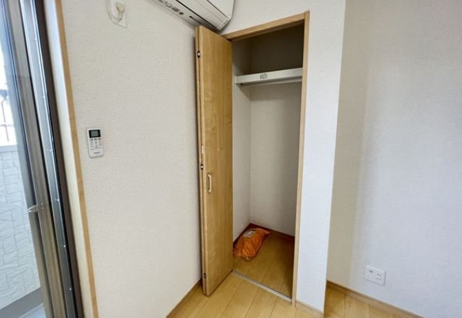 足立区保塚町のアパートの収納