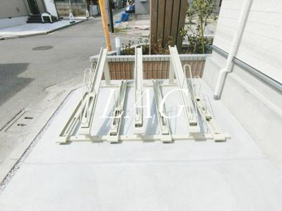 【その他共用部分】 | リブリ・小川西町 | 駐輪場です。