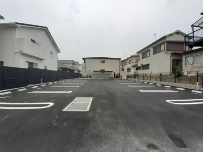 【駐車場】 | リヴ・シン・シックス