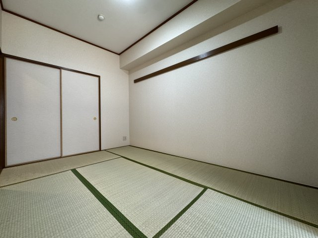 グランプレステージ明石魚住駅前の和室