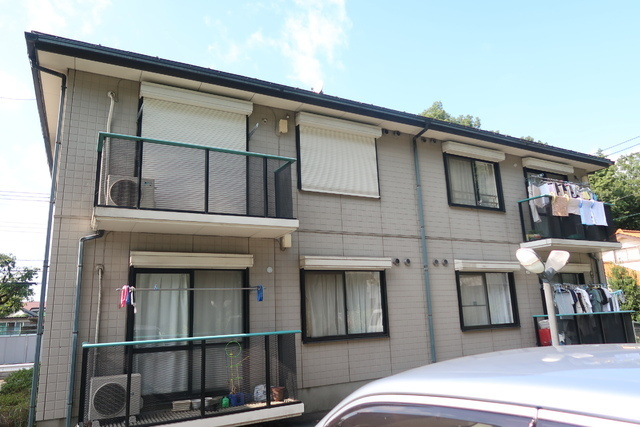 パインヴィレッヂB棟の外観