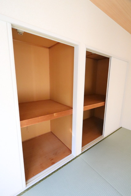 パインヴィレッヂB棟の収納