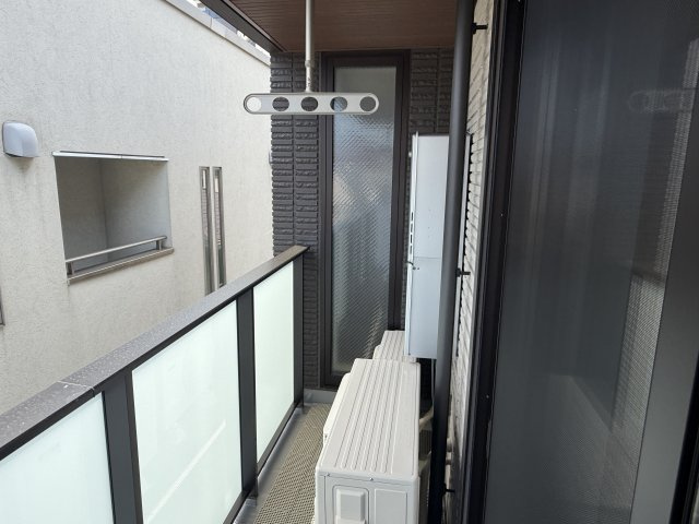 ＭＡＮＳＩＯＮ　ＫＡＺＡＮのバルコニー