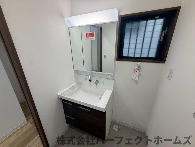 都丘町戸建の独立洗面台|独立洗面台で身支度をすべて済ませてしまいましょう