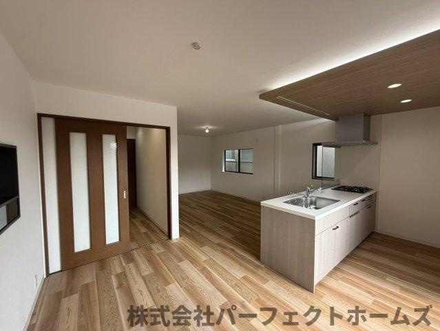 【居間・リビング】の画像