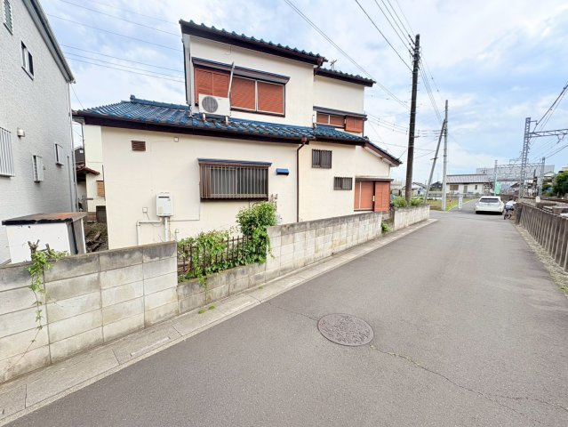 鶴ヶ島市中新田　建築条件なし売地　東武越生線『一本松駅』徒歩3分　【新町小学区】の前面道路含む現地写真