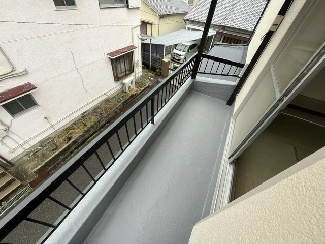 堺市東区石原町貸家のバルコニー