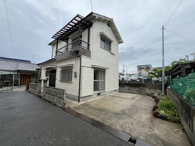 堺市東区石原町貸家の外観