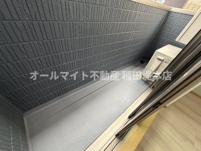 川崎市多摩区南生田７丁目のアパートのバルコニー