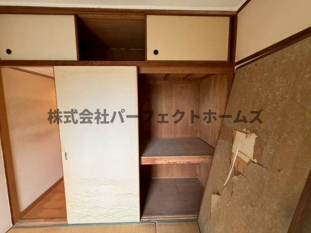 茄子作住宅5号棟の収納|大きなものも収納できそうです