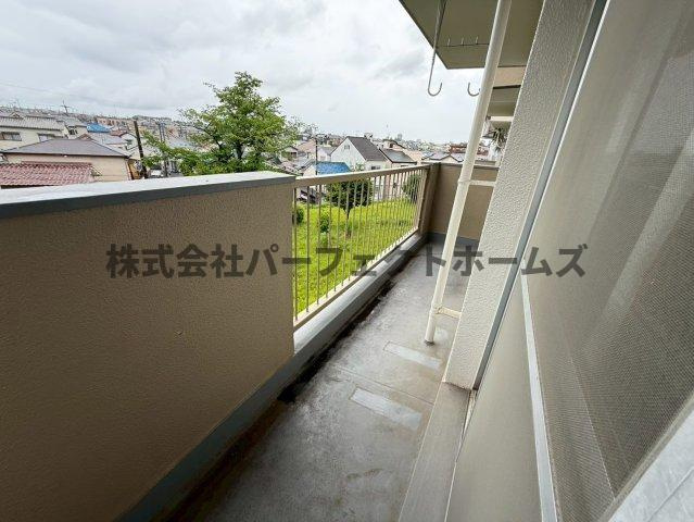 茄子作住宅5号棟のバルコニー|バルコニーがあります