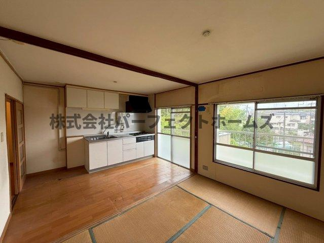 茄子作住宅5号棟の居間・リビング|リビングです