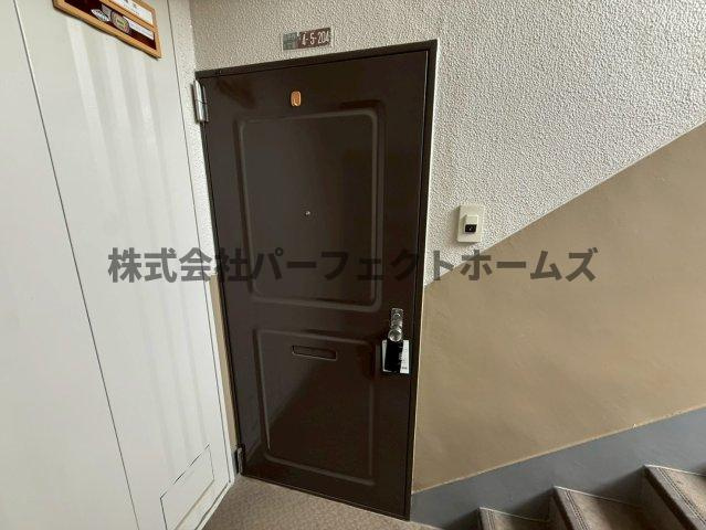 茄子作住宅5号棟の玄関|きれいな玄関です