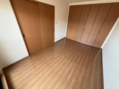 【寝室】 | サンライズ３番館 | 南洋室