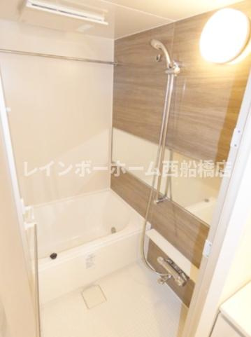 イーグルライズ舞浜の浴室