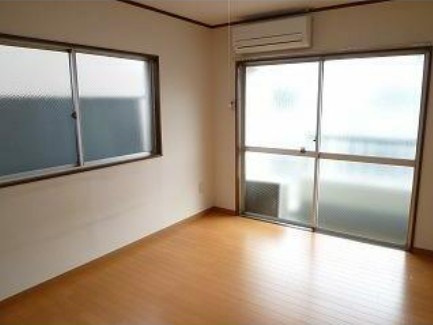 栗山マンションの寝室