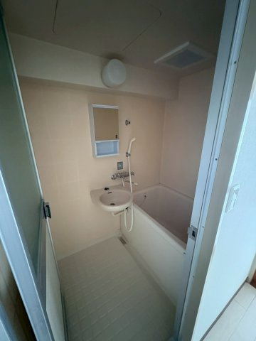 石川マンション５の浴室
