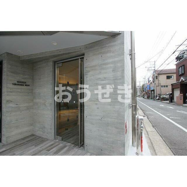 ＶＥＲＸＥＥＤ横濱ＷＥＳＴのエントランス