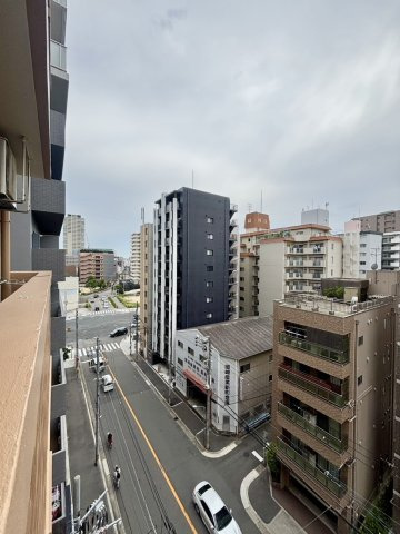 ライオンズマンション西長堀８階