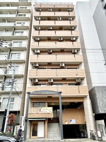 ライオンズマンション西長堀８階