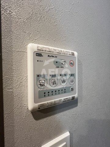 TOPAZ江坂の洗面所|TOPAZ江坂　浴室乾燥機