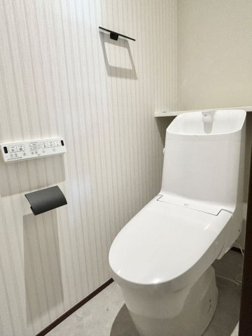 高知市中万々 ② 新築戸建てのトイレ|＊こちらはトイレの類似イメージ画像です。