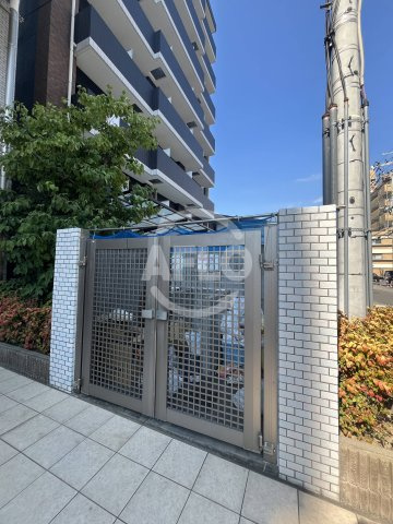 ルクレ新大阪レジデンスのその他共用部分|ルクレ新大阪レジデンス　ゴミ置き場