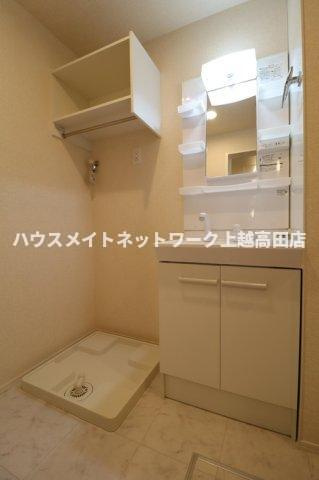 レフィナード Ｃの独立洗面台|洗髪洗面化粧台（参考同型208号室室内写真）