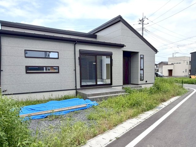 【新築戸建】前橋市青柳町の外観|■外観｜土日のご見学はもちろん、平日・夜間のご案内も大歓迎です♪「今から見たい」や「仕事終わりに見たい」にもご対応できますのでお気軽にお問い合わせください♪