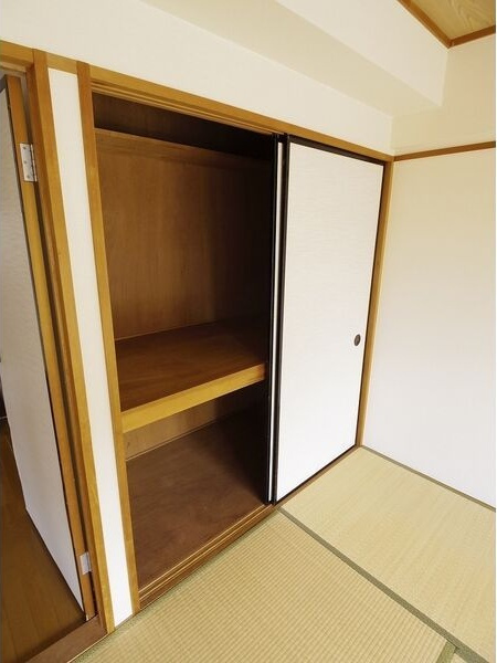 シャトーもりいの収納