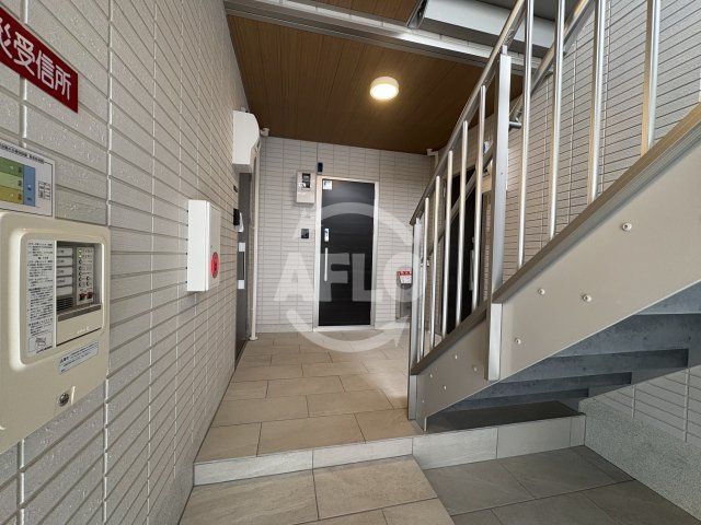 クラシスト東粉浜EAST　東粉浜小学校のロビー|クラシスト東粉浜EAST　ロビー